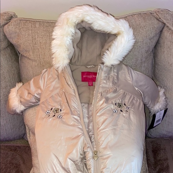 London Fog Other - LONDON FOG NWT Infant Snowsuit 3-6 months